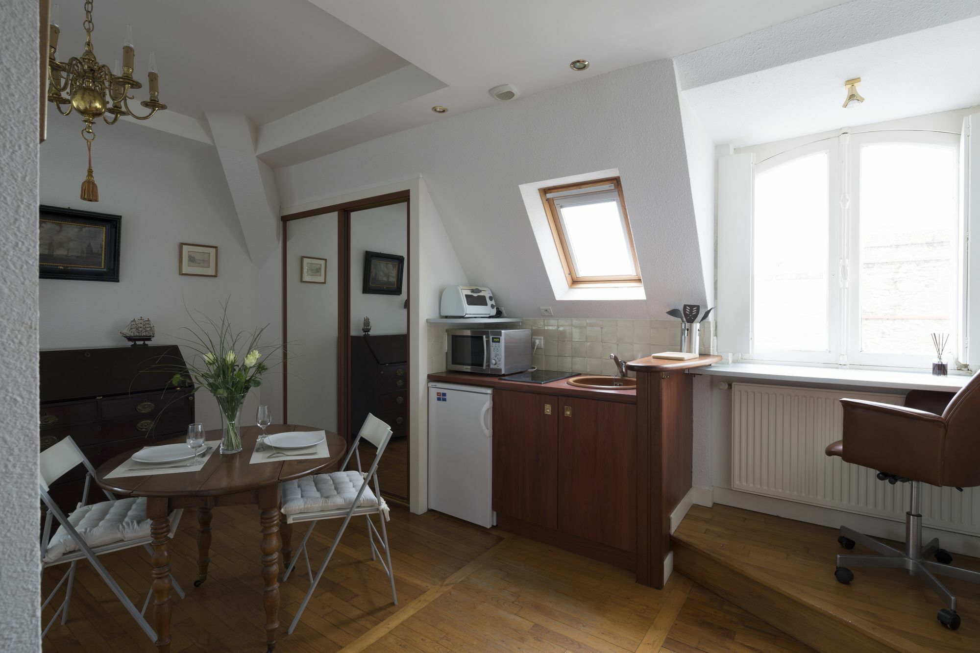 Le Chateaubriand By Cocoonr Saint-Malo Bagian luar foto